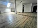 Apartament 2  camere de vanzare in Floresti