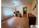 Vanzare apartament trei camere in Cugir, etaj 1