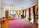 Casa individuală 10 camere in Andrei Mureșanu, 300 mp utili