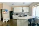 Casa de vanzare, formata din 2 apartamente, P-ta Abator