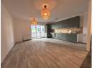 Apartament 119mp, 4 cam, 2 bai, 2 parcari, nemobilat, zona OMV Europa