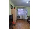 Vând apartament cu 3 camere în Cluj-Napoca, Grigorescu, disponibil 4-10 zile, confort 1 sporit, parter înalt, decomandat, suprafața124 mp., cu parcare și garaj