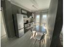 Apartament nou cu 3 camere decomandate, confort I, etaj intermediar, finisat modern, mobilat si utilat, cu garaj sub bloc