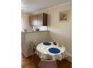 Apartament cu 3 camere decomandate, confort I, 65mp, finisat, mobilat si utilat, cu parcare, 2 bai