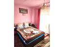 Apartament cu 4 camere decomandate, confort I, etaj 1, finisat, mobilat si utilat, cu parcare, zona Hateg