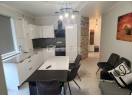 Apartament cu 3 camere, semidecomandat, Floresti