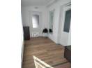 Apartament cu 2 camere decomandate la vila