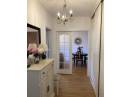Apartament nou cu 2 camere decomandate, confort I, etaj 2, superfinisat, mobilat si utilat, cu garaj sub bloc