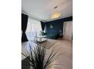 Apartament nou cu 2 camere confort I, 57mp, etaj 1, superfinisat, mobilat si utilat, cu garaj sub bloc, in Gheorgheni