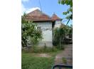 Vand casa la tara Sutoru com Zimbor str La comori nr 3
