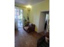 Persoană fizică VÂND apartament 3 camere decomandate în cartierul Grigorescu, cu garaj sub apartament