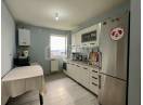 Apartament cu 2 camere, decomandat, zona Ambient