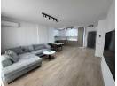 Apartament nou cu 3 camere 82mp, etaj intermediar, finisat modern, mobilat si utilat, cu garaj si 2 bai