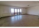Apartament spatios si cu potential in Andrei Muresanu