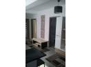 Vând apartament 3 camere   în Andrei Mureșanu