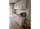 Apartament cu 2 camere, mobilat și utilat, loc de parcare, bloc nou, etajul 1 - strada Porii nr.8!