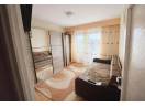 Apartament cu 3 camere decomandate, confort I, etaj intermediar, finisat, mobilat si utilat