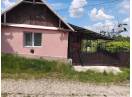 Casa mica cu toate utilitatile trase si teren 1000mp in Cojocna