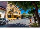 Apartament în centru cu acces auto și garaj propriu
