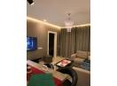 Apartament nou cu 2 camere, confort I, etaj intermediar, finisat modern, mobilat si utilat, cu parcare