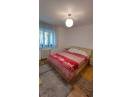Apartament cu 3 camere decomandate, confort I, in bloc de 4 etaje, finisat, cu 2 bai si beci, in Zorilor