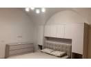 Închiriez apartament 2 camere în centrul municipiului Cluj-Napoca, într-o curte interioară, la parter, complet renovat, mobilat, ultrafinisat, 50 mp.