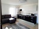 Apartament nou cu 3 camere decomandate, confort I, etaj 2, finisat modern, mobilat si utilat, cu parcare si 2 bai