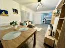 Apartament nou cu 2 camere, confort I, etaj intermediar, finisat modern, mobilat si utilat, cu garaj