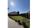 Casă renovată complet, cu living si 4 dormitoare, teren de 400 mp și pod mansardabil, în Gheorgheni