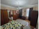 Apartament cu 1 camera, confort sporit, 50mp, finisat si mobilat, cu parcare, geam la baie si beci in Centru