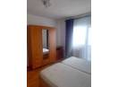 Apartament nou cu 2 camere decomkandate, confort sporit, 60mp, etaj intermediar, finisat, mobilat si utilat, cu garaj sub bloc