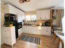 Apartament nou cu 2 camere confort I, etaj intermediar, superfinisat, mobilat si utilat, cu garaj sub bloc