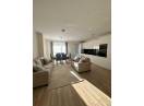 Apartament nou cu 2 camere confort I, etaj 1, finisat modern, mobilat si utilat, cu garaj sub bloc inclus in pret