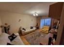 Apartament cu 3 camere decomandate, 70mp, etaj intermediar, finisat, mobilat si utilat, cu 2 bai si 2 balcoane, zona BRD