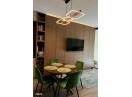 Apartament nou cu 2 camere confort I, etaj 1, finisat modern, mobilat si utilat, cu garaj