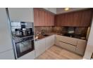 Apartament modern, 3 camere, 2 bai, balcon generos, panorama 