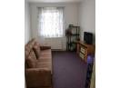 Apartament cu 3 camere, finisat clasic, mobilat si utilat