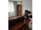 Apartament cu 3 camere, finisat clasic, mobilat si utilat