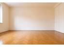 Apartament cu 3 camere la etajul 1, 73mp utili si 70 mp gradină, langa Palatul Prefecturii