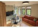 Apartament cu 2 camere decomandate, finisat modern, mobilat si utilat cu parcare, in Centru