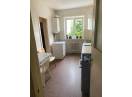 Apartament cu 3 camere decomandate, etaj intermediar, finisat clasic zona Gr.Alexandrescu