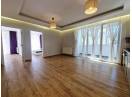 Apartament cu 3 camere situat in Floresti