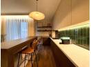 Apartament nou cu 3 camere, 68mp, superfinisat, mobilat si utilat, cu garaj si 2 bai