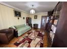 Apartament cu 3 camere decomandate, confort I, etaj intermediar, finisat, mobilat si utilat