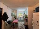 Apartament cu 4 camere, decomandat, etaj 1/4, boxa, balcon