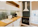 Apartament nou cu 2 camere, 54mp, etaj 1, superfinisat, mobilat si utilat, cu garaj sub bloc in A.Muresanu