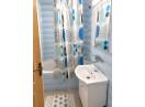 Apartament cu 2 camere decomandate, 52mp, etaj intermediar, finisat, mobilat si utilat, in zona Intre lacuri