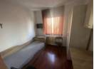 Dau în chirie garsoniera str Lăcrămioarelor