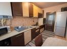 Apartament cu 2 camere decomandate, 54mp, etaj 1, finisat, mobilat si utilat, cu garaj