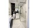 Apartament cu 3 camere decomandate, 67mp, etaj intermediar, finisat modern, mobilat si utilat, cu 2 bai, A.Vlaicu